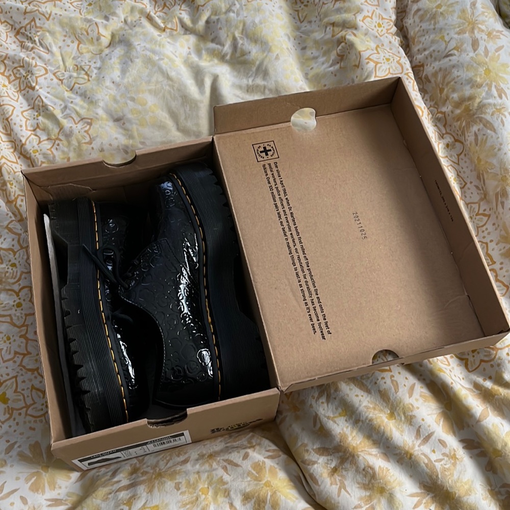 NEW! Platform Patent Leopard Embossed Oxfords